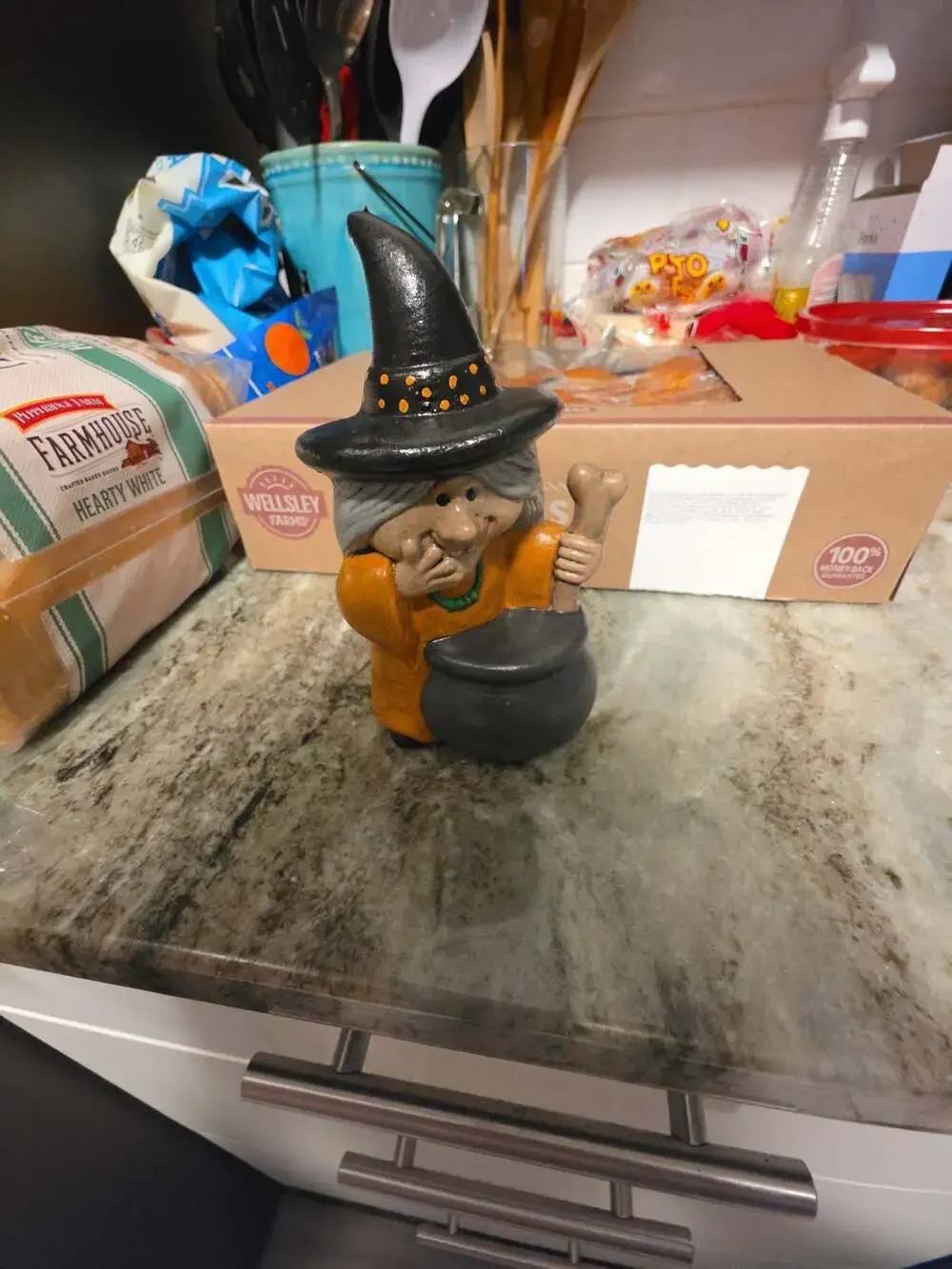 Vintage Byron Molds Ceramic Halloween Witch with Cauldron Figurine 1983